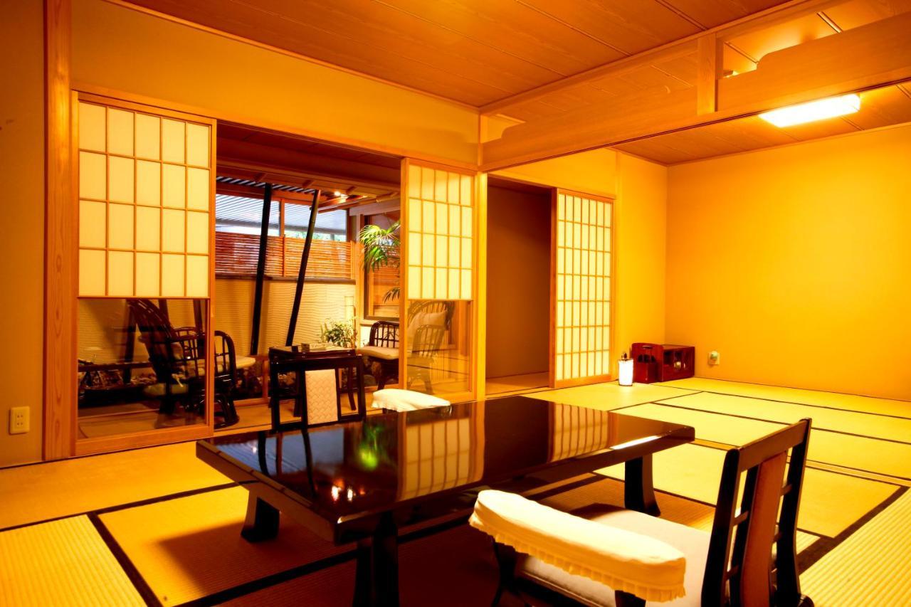 Kyoto Arashiyama Onsen Ryokan Togetsutei Buitenkant foto