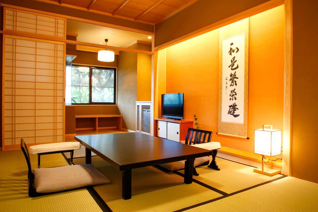 Kyoto Arashiyama Onsen Ryokan Togetsutei Buitenkant foto