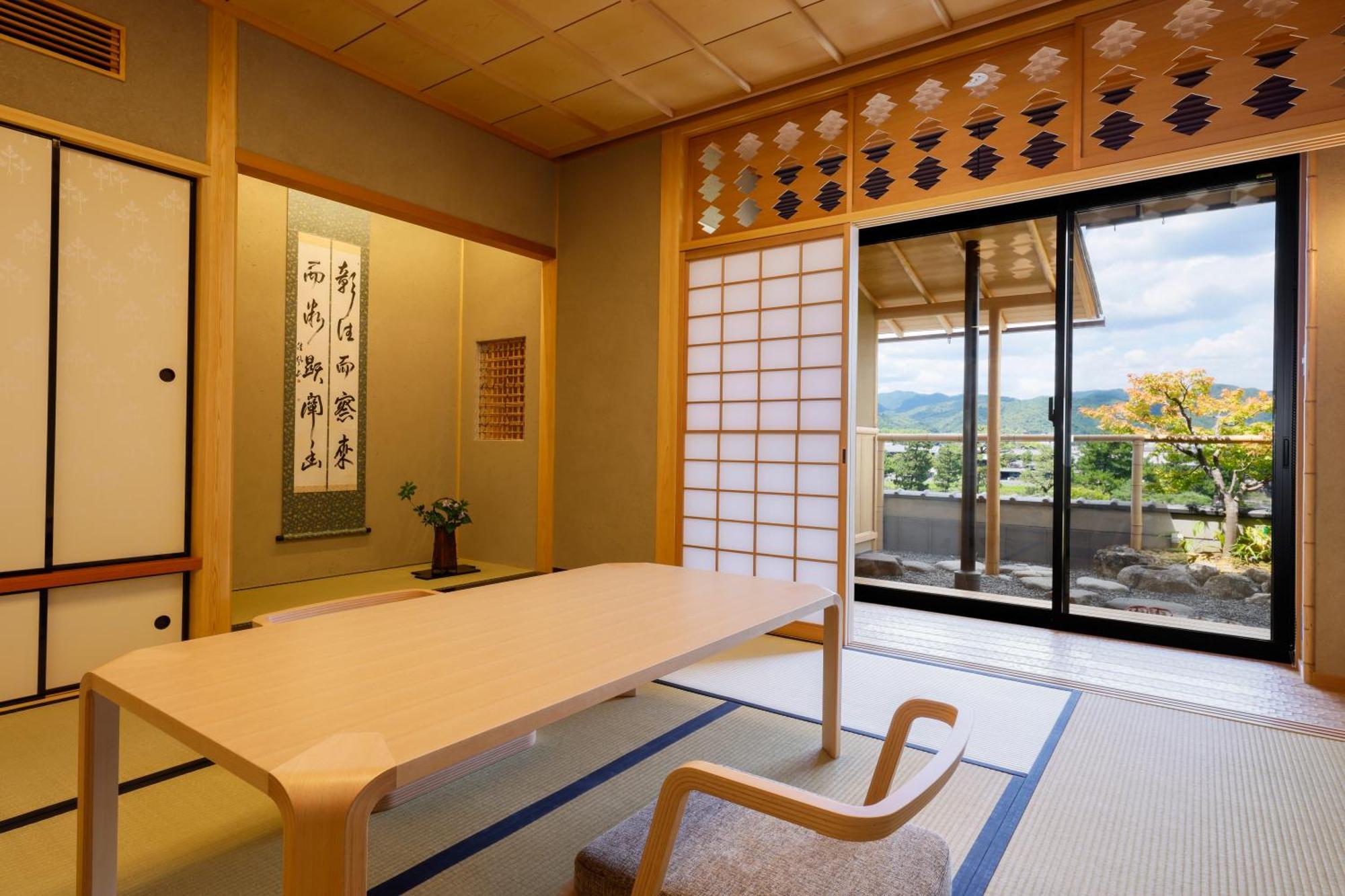 Kyoto Arashiyama Onsen Ryokan Togetsutei Buitenkant foto