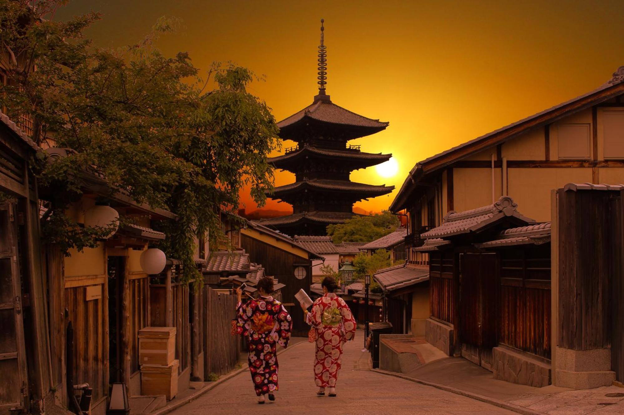 Kyoto Arashiyama Onsen Ryokan Togetsutei Buitenkant foto